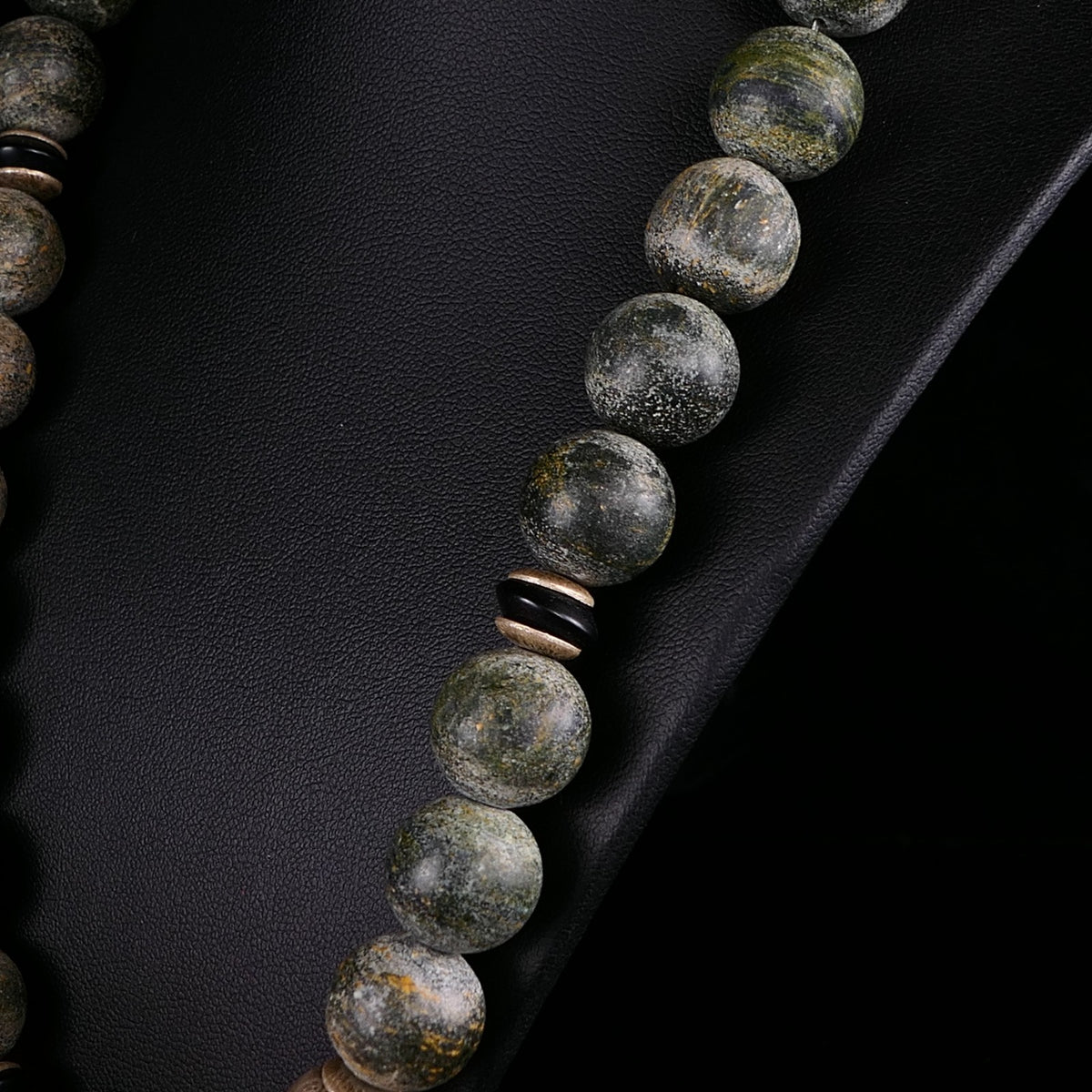 Vintage Studioarbeit Kugel Edelsteinkette Serpentin * 925 Silber Magnetschließe