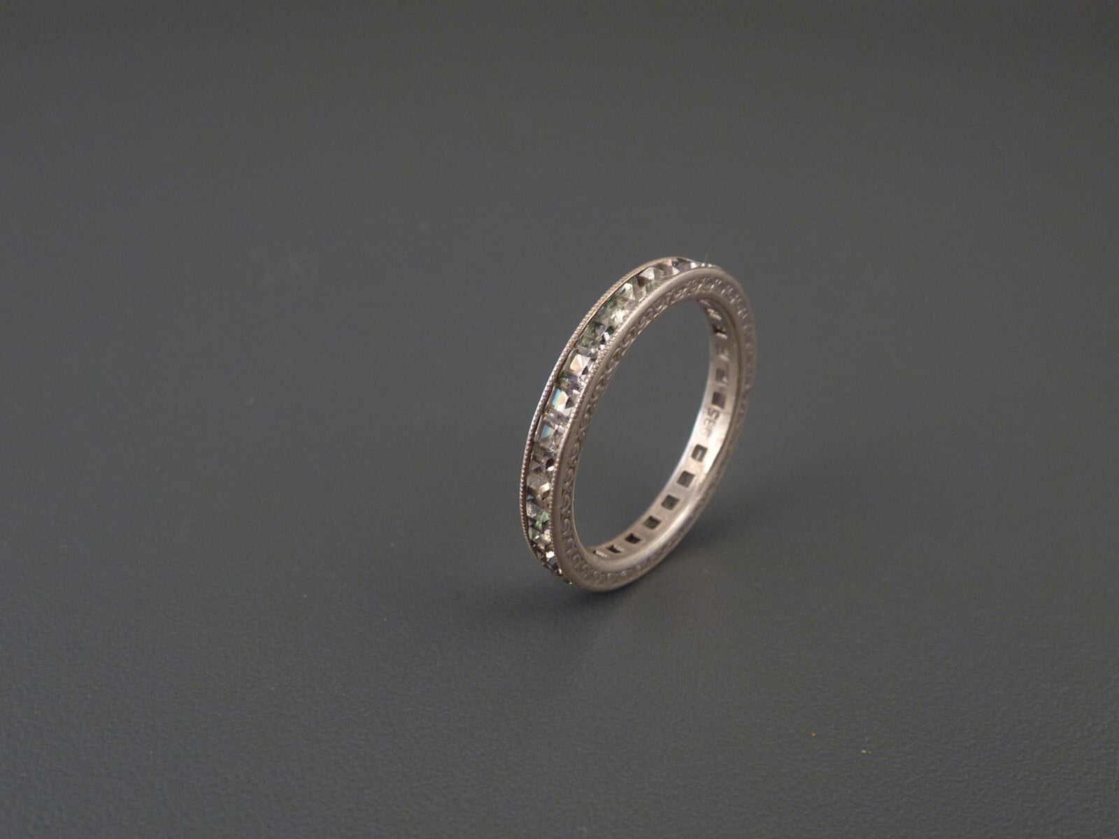 Antikschmuck - Antiker Silber Memoryring mit Strasssteinen aus 935 Silber Gr. 53