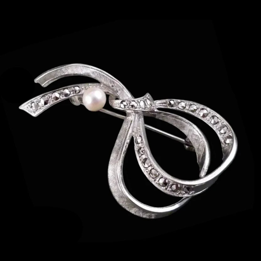 Vintage Perle & Markasiten - Große Brosche Schleife Anstecknadel aus 835 Silber