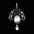 Antiker Anhänger - Jugendstil Rosen Anhänger um 1900 / 1910 mit Perlmutt aus 800 Silber 5,2cm Groß