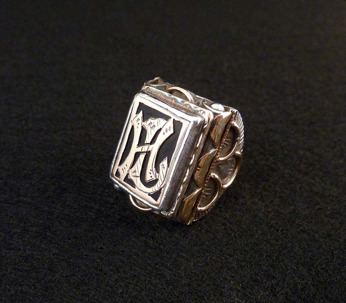 Antiker Monogrammring Siegelring Initialen HL / LH Silberring 900 Silber & 333 Gold RG 59 (18,8 mm Ø) Vintage Alt