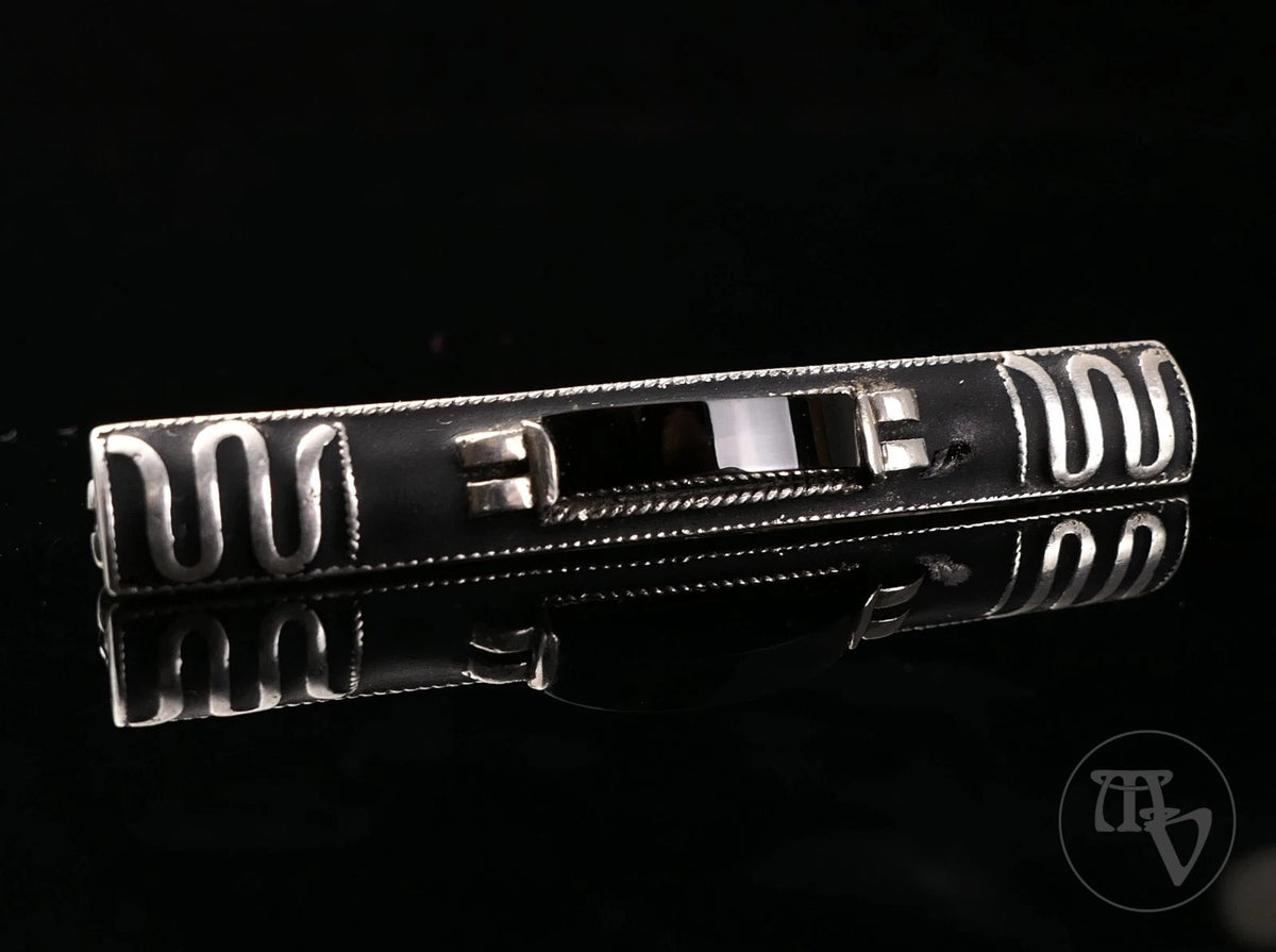 Theodor Fahrner Stabbrosche Art Déco um 1930 mit Onyx & Mattemaille aus 935 Sterling Silber