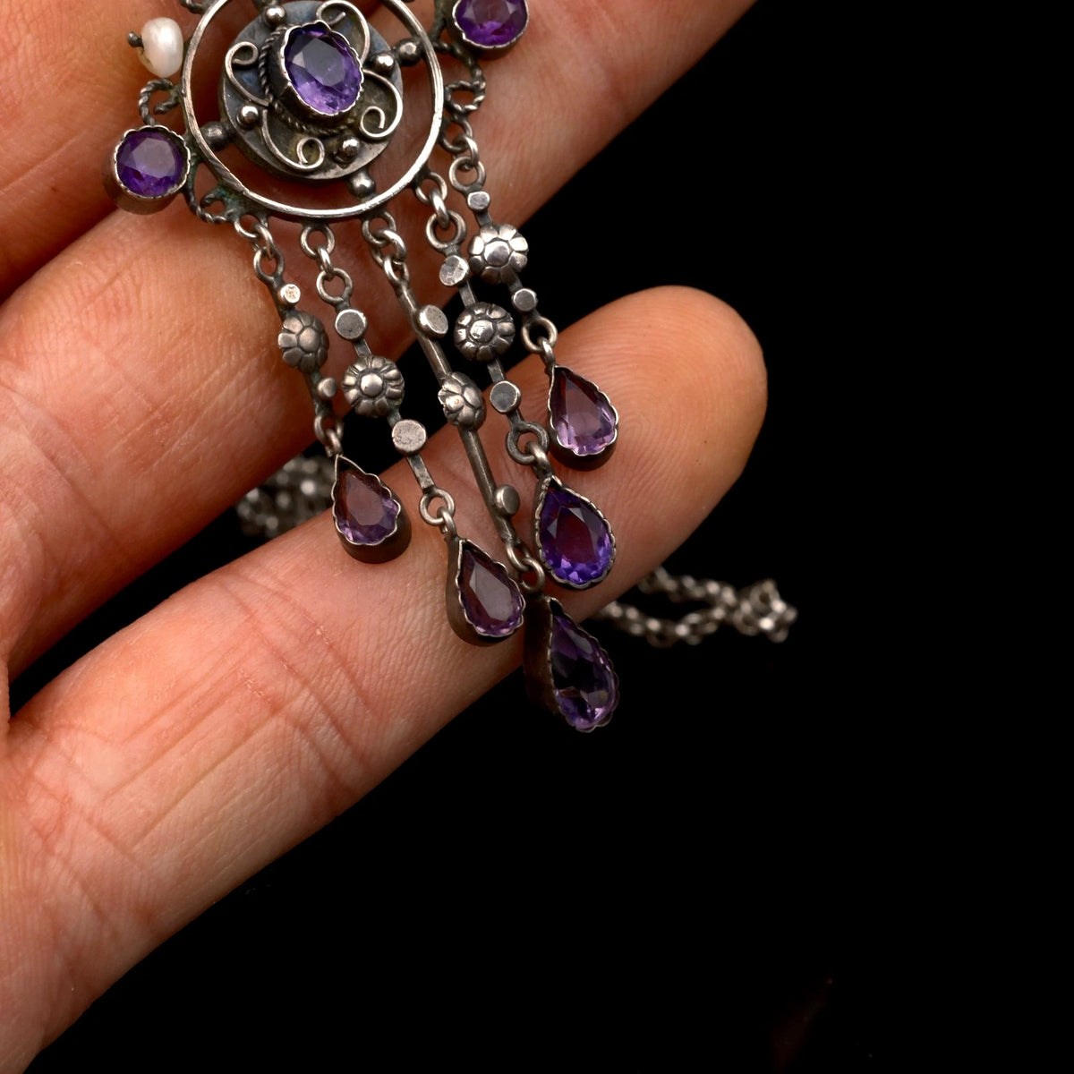 Antiker französischer Jugendstil (Art Nouveau) Lavalier / Girandole Anhänger mit Amethysten & Perlen um 1900