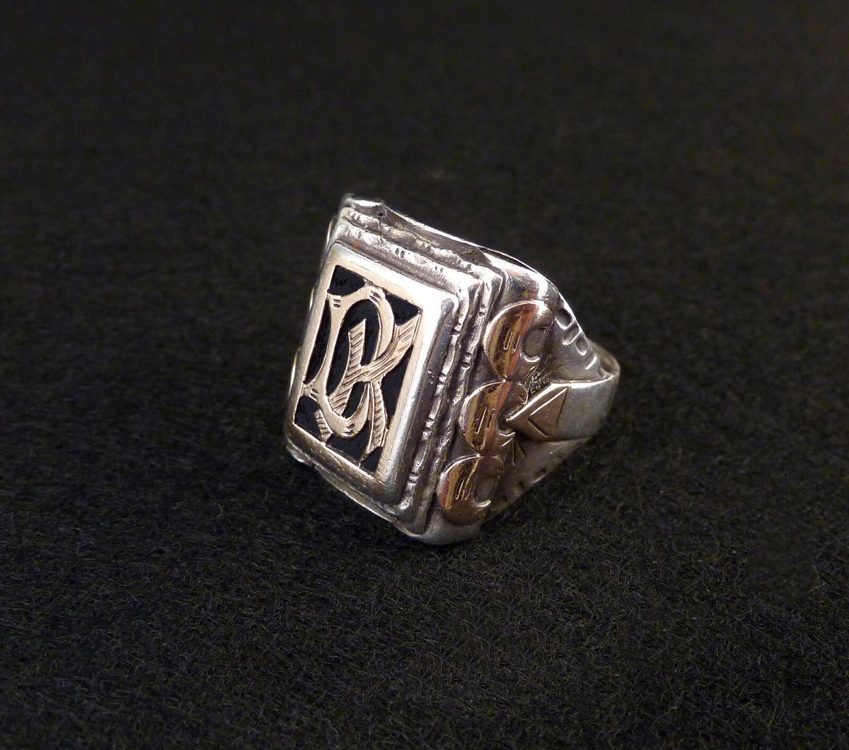 Antiker Monogrammring Siegelring Initialen DK / KD Silberring 800 Silber & 333 Gold RG 66 (21,0 mm Ø) Vintage Alt