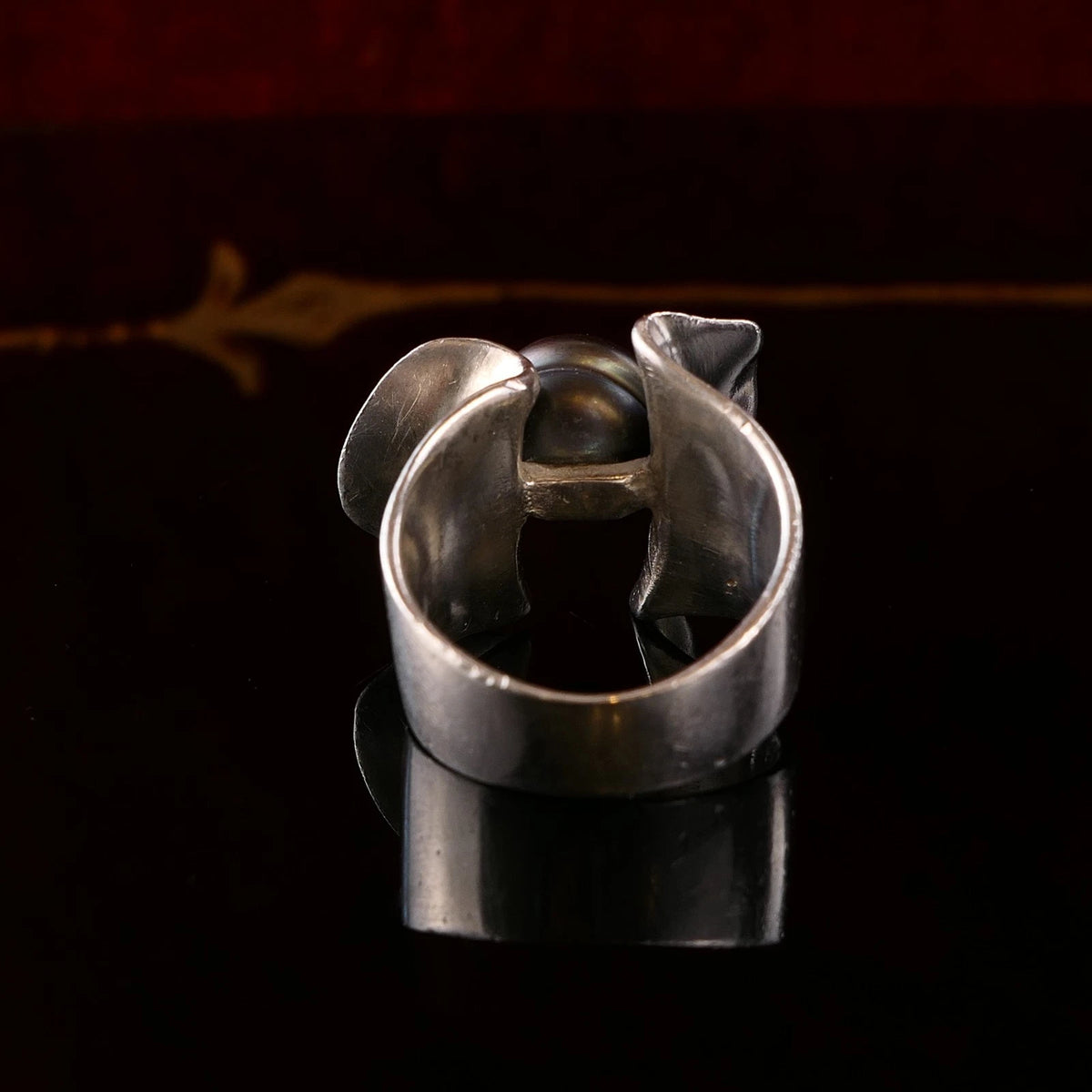 Tahiti-Perle & Rubin - Ring Handgefertigtes Unikat Silberschmiede-Atelier aus 925 Silber – RG 59 (18,8 mm Ø)