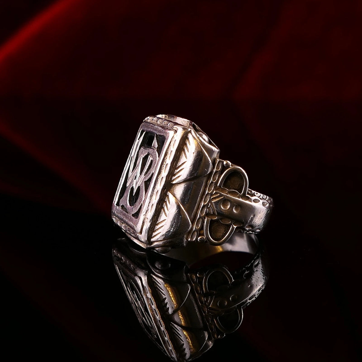 Antiker Monogrammring Siegelring Initialen BW / WB Silberring 900 Silber RG 61 (19,4 mm Ø) Vintage Alt
