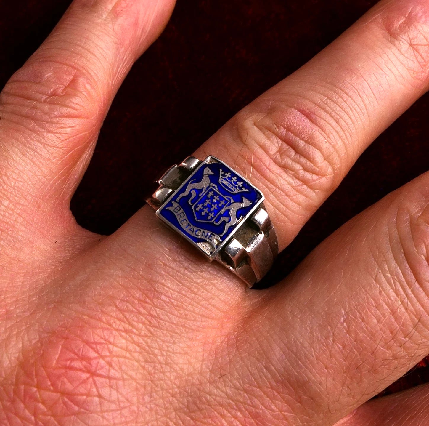 Antiker Emaille Wappenring Siegelring Bretagne mind. 800 Silber aus Frankreich RG 62 (19,7 mm Ø) Vintage Alt