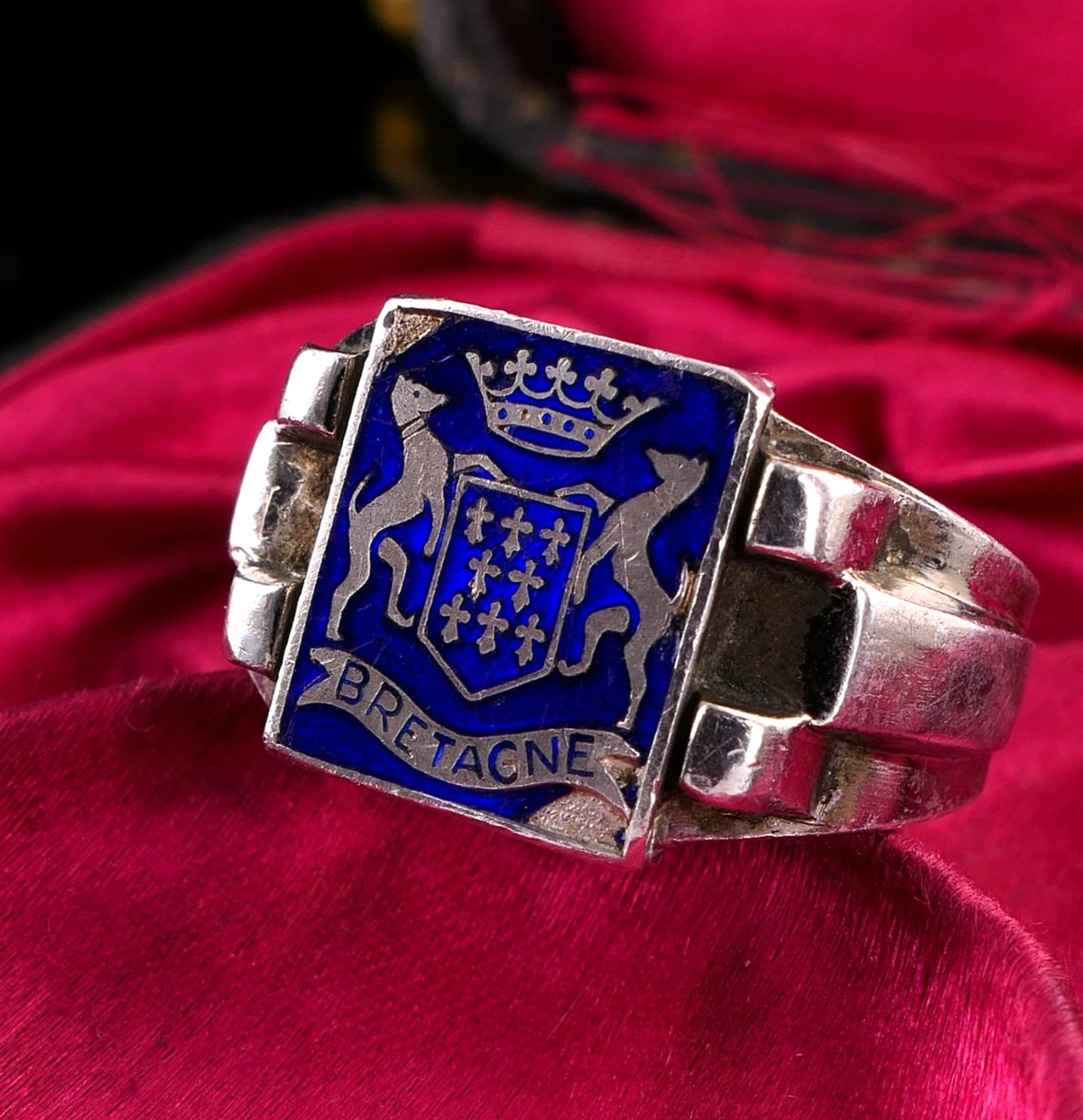 Antiker Emaille Wappenring Siegelring Bretagne mind. 800 Silber aus Frankreich RG 62 (19,7 mm Ø) Vintage Alt