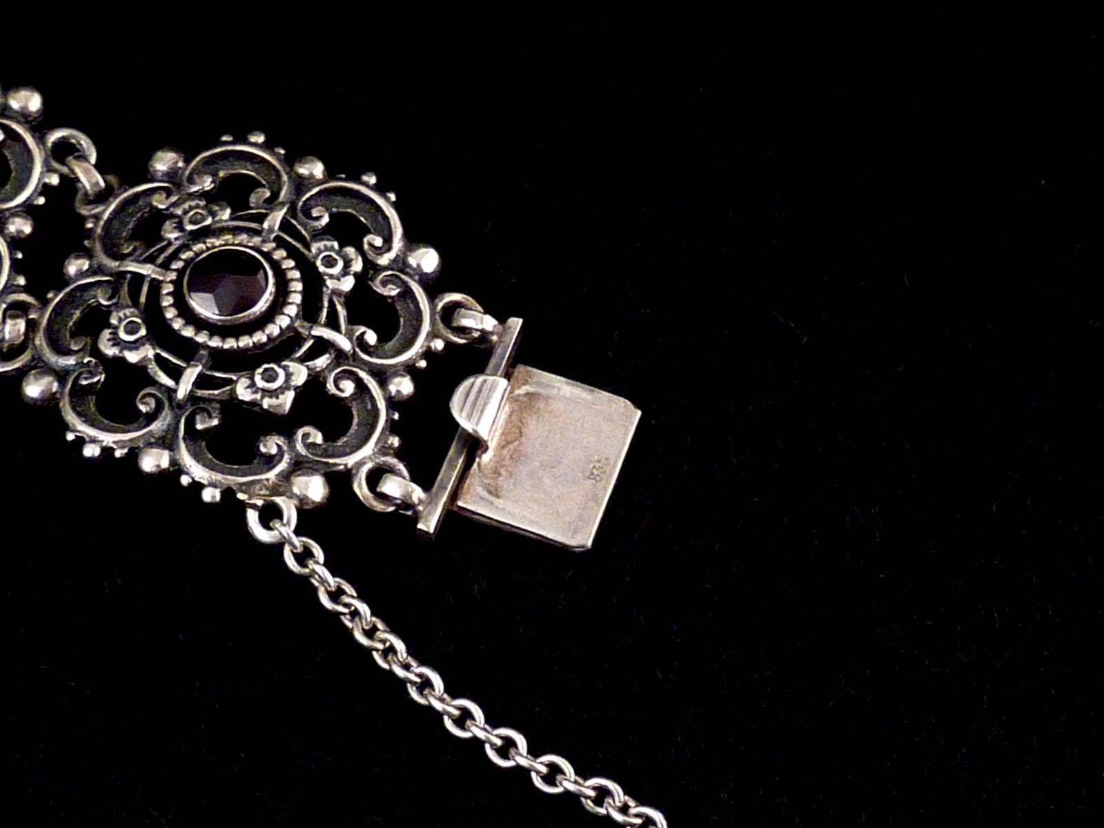 Hochwertiges Granat Silber Trachtenarmband Gliederarmband Breit aus 835er Silber Armband 17cm