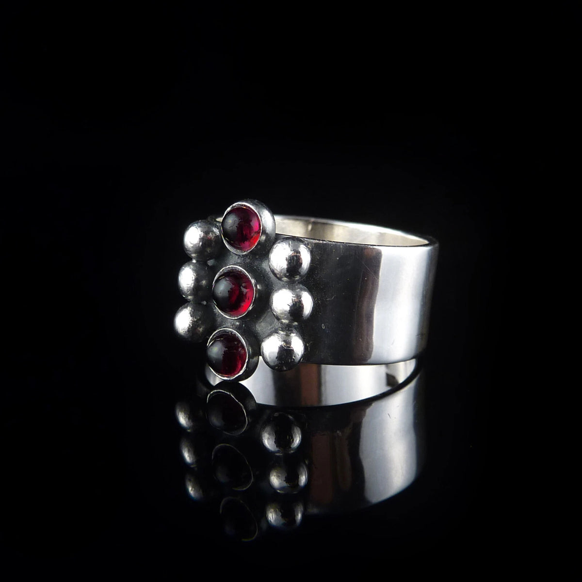 Toivo J Toponen für Kaunis Koru - Vintage Modernist Granat Ring aus 916er Silber RG 58 (18,4 mm Ø)