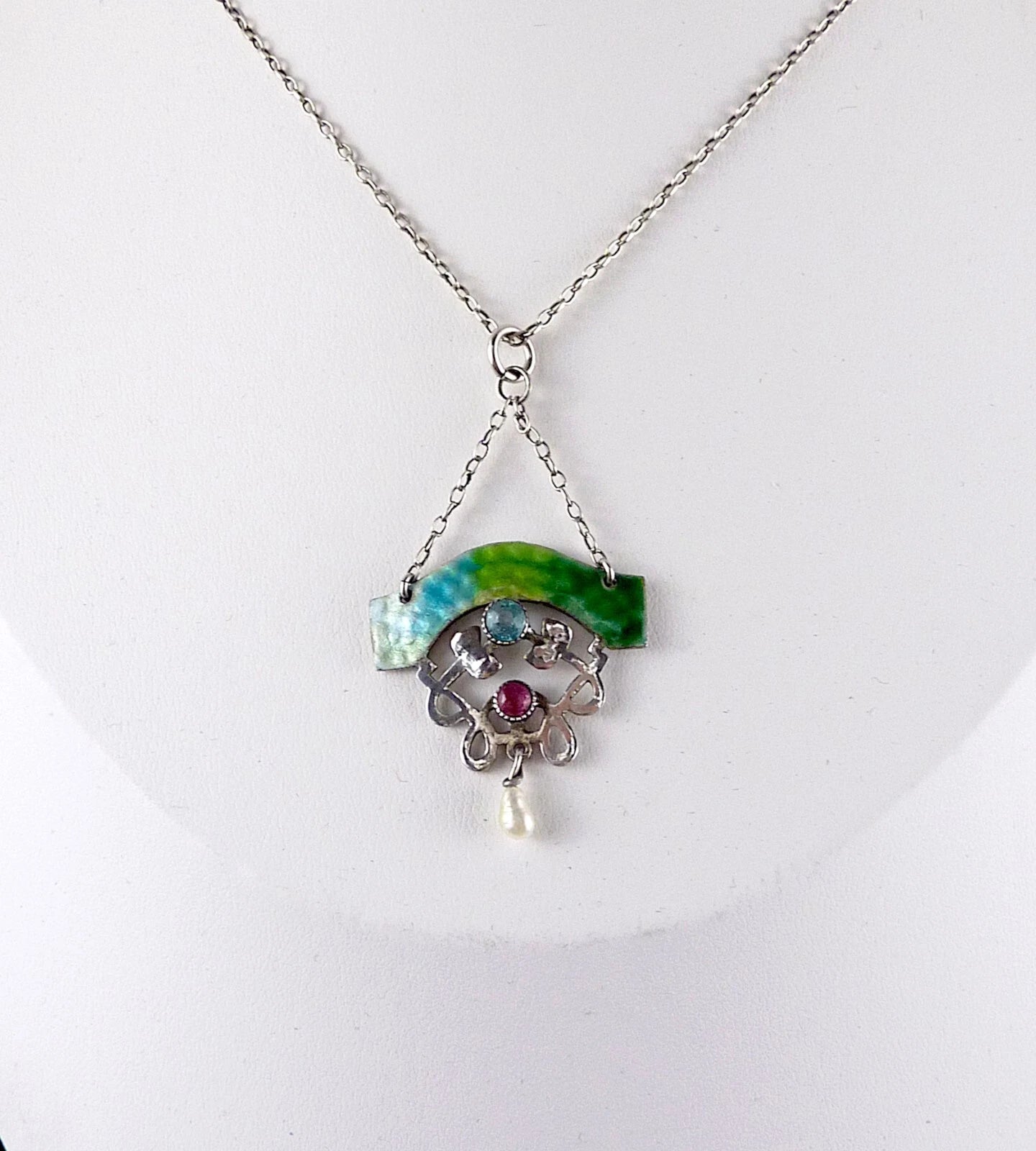 Antikes Collier - Jugendstil Anhänger an Kette um 1920 - Farbiges Emaille und Paste aus 925 Sterling Silber - 44,0cm