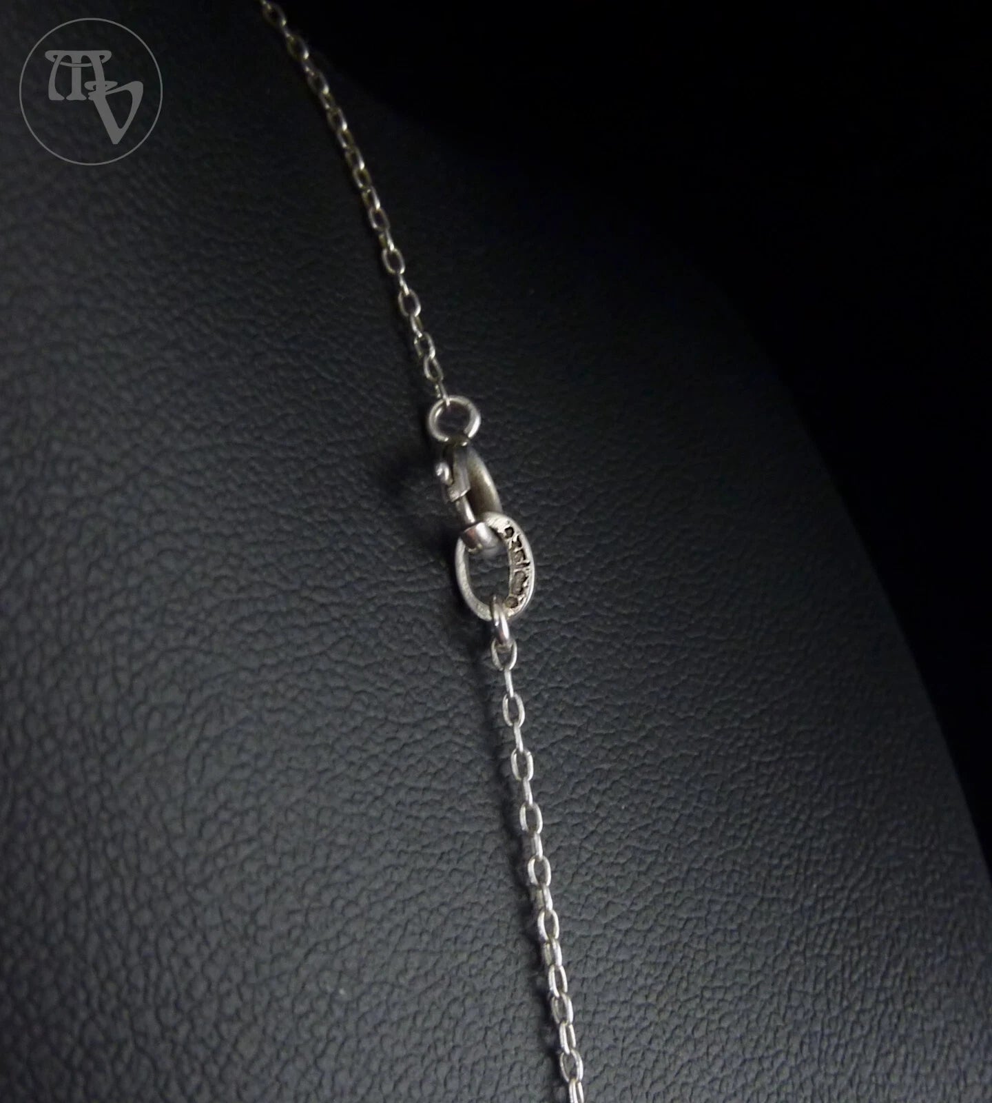 Antikes Collier - Art Déco um 1930 Rosen Halskette grüne Paste / Glasstein 935er Silber