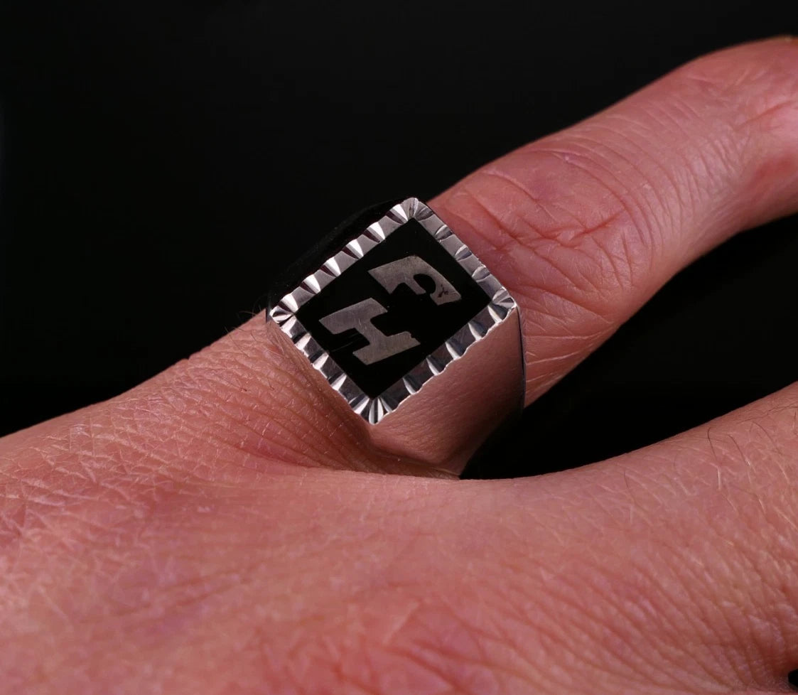 Vintage Monogrammring - Siegelring Initialen FH / HF Silberring mind. 800 Silber RG 58 (18,4 mm Ø) Vintage aus Frankreich