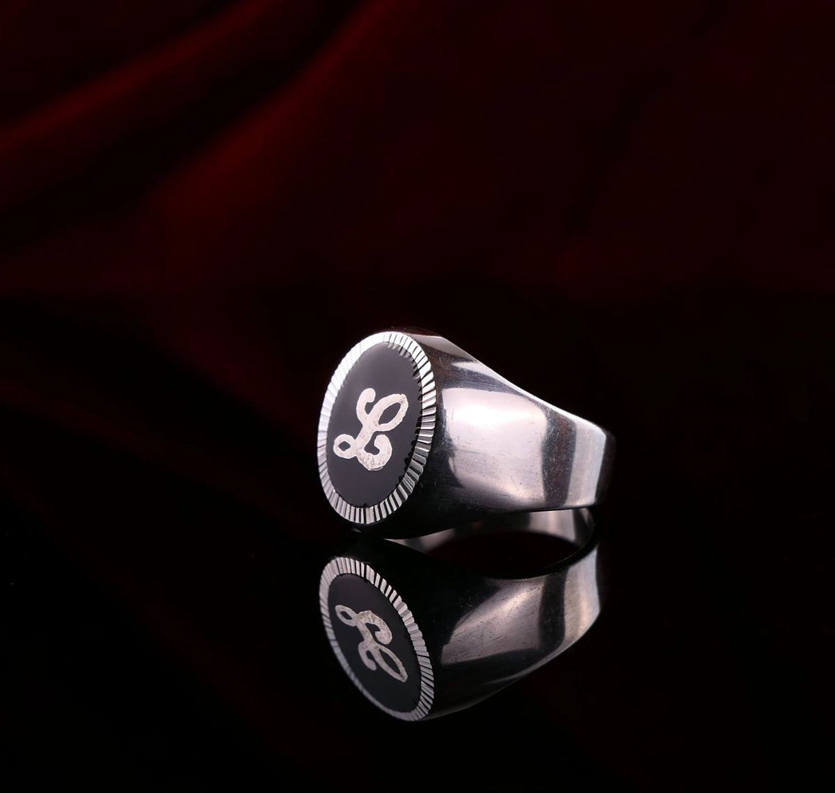 Vintage Monogrammring - Siegelring Initiale Buchstabe L Silberring mind. 800 Silber RG 58 (18,4 mm Ø) Vintage aus Frankreich