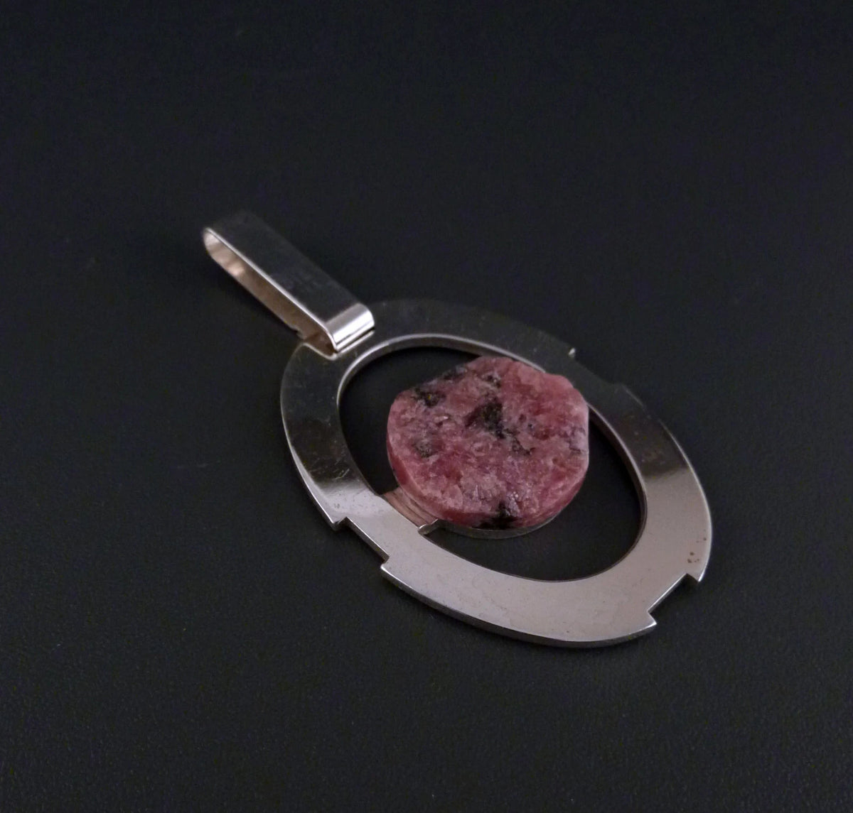 Vintage Statement Anhänger - Großer Design Schmuck um 1970 mit Rhodonit aus 925 Silber