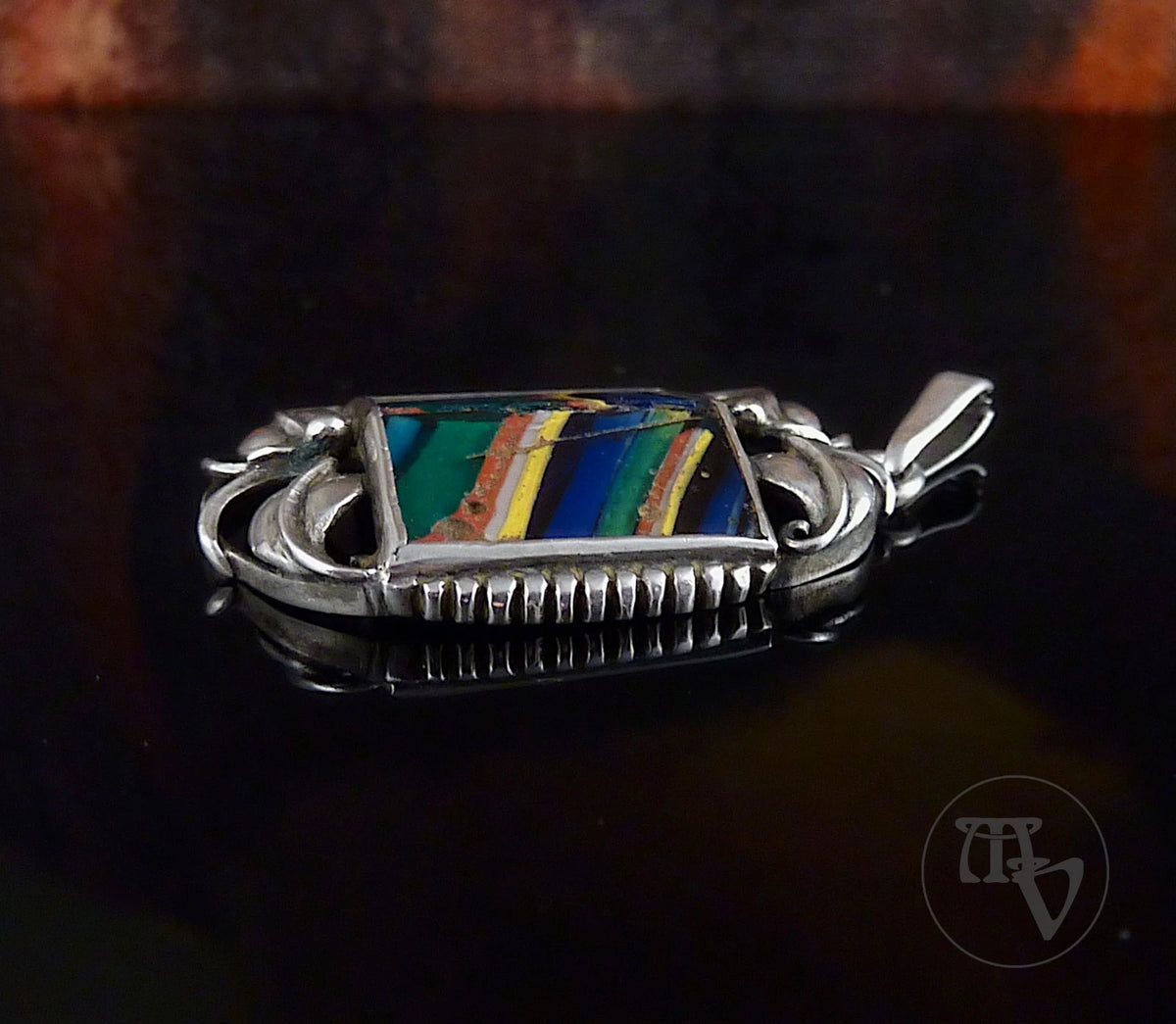 Antiker Anhänger - Jugenstil um 1910 - Floraler Anhänger mit farbigem Glas Mosaik aus mind. 800 Silber