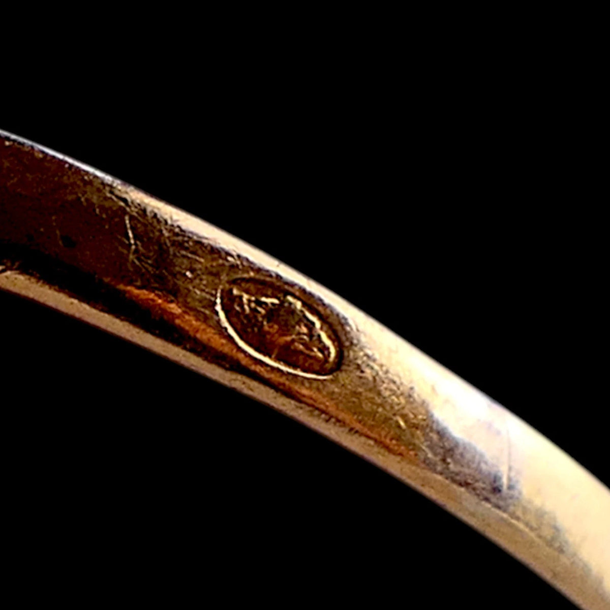 Antiker Ring - Frankreich Jugenstil ~1920 Ring mit Kamee, Markasiten und Rubinfarbenem Glas aus 18kt Gold & Silber