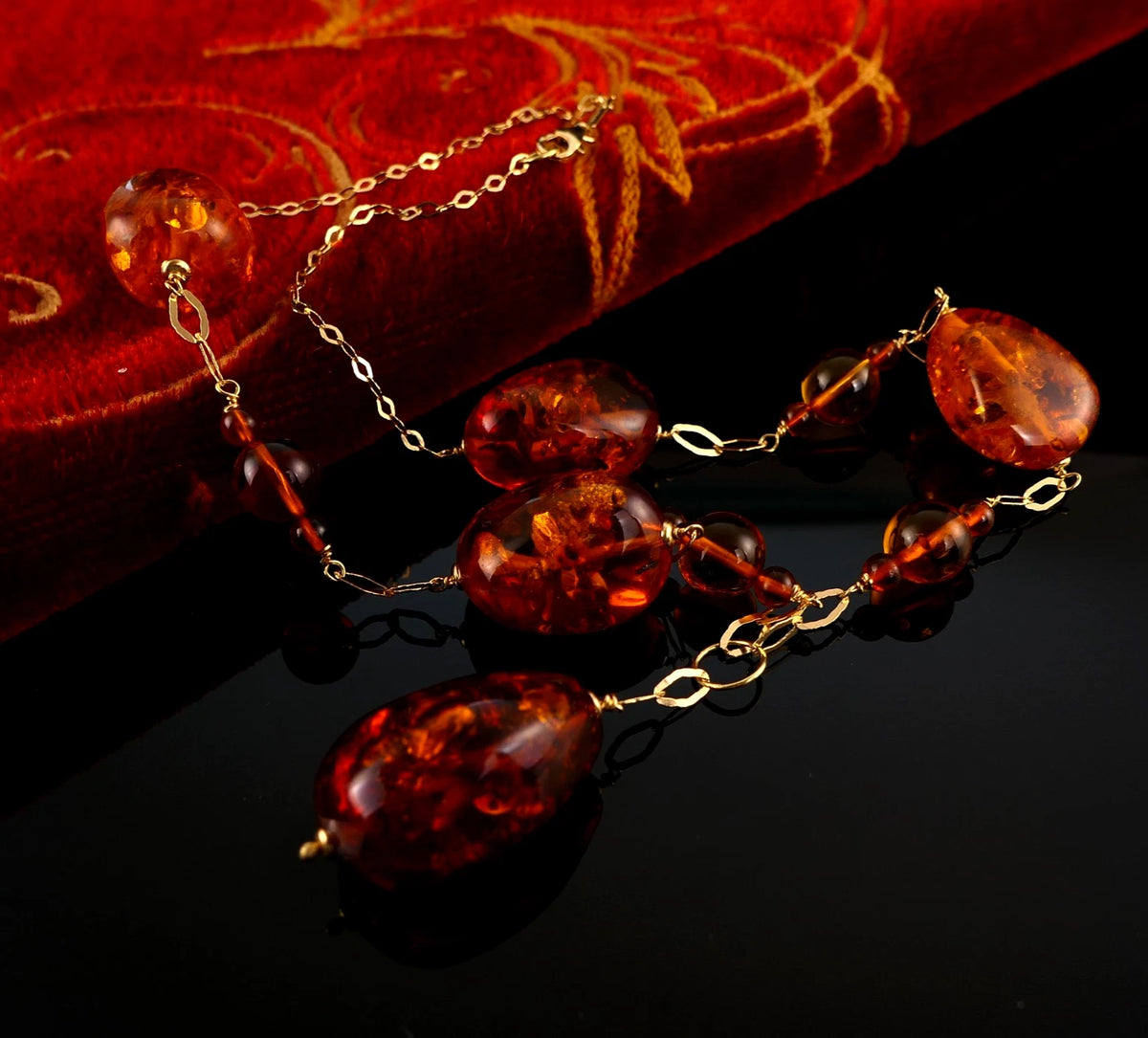 Bernstein Halskette - Hochkarätiges Collier aus 18kt / 750er Gelbgold Länge 47cm - 20,7g