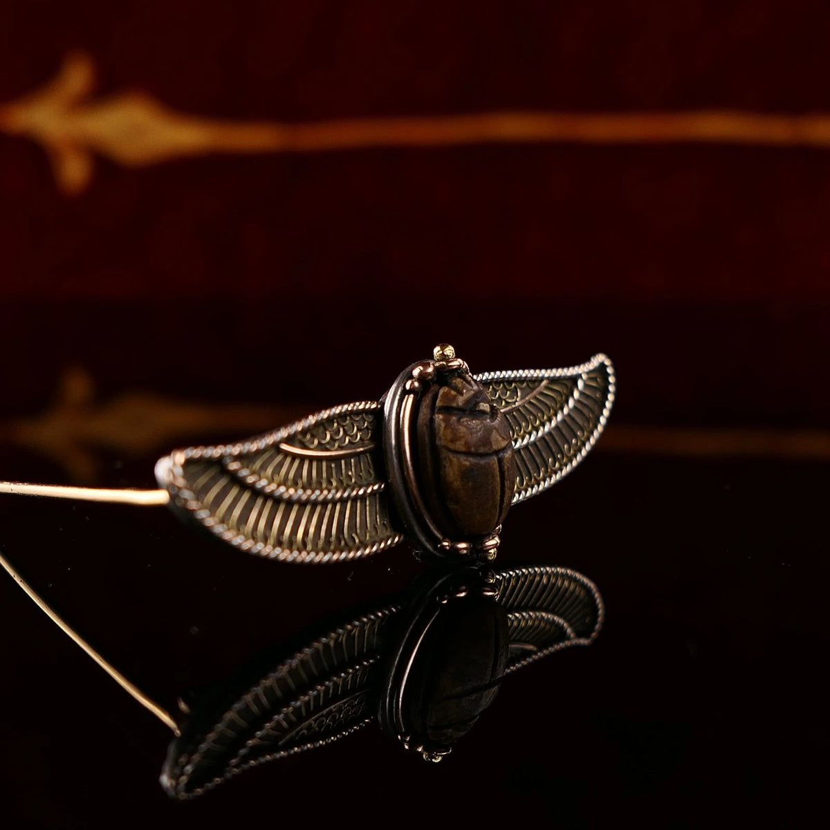 Antike Viktorianische Skarabäus Flügelbrosche aus Silber & Gold ~1880/1900